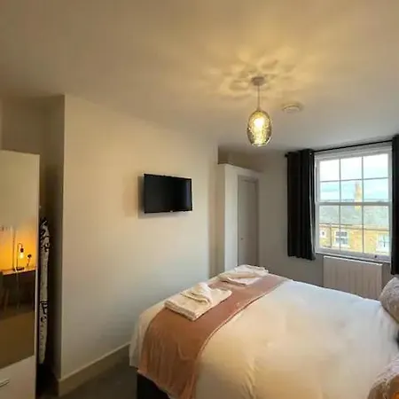 Superb 2 Bedroom Sea View Flat Appartement Scarborough